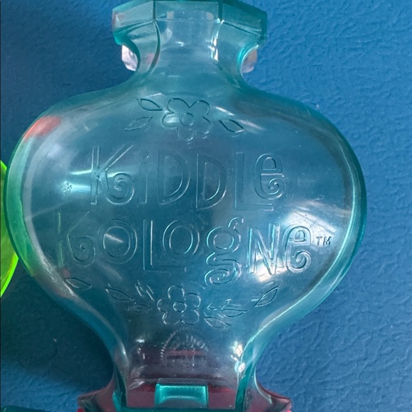 Vintage Kiddle Kologne dolls 1967 - Picture 6 of 7